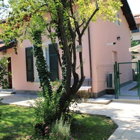 Hotel Praga Serravalle Scrivia Exterior foto