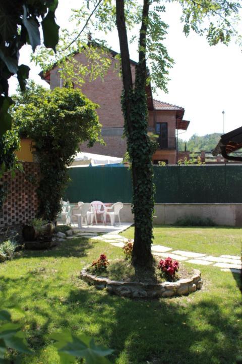 Hotel Praga Serravalle Scrivia Exterior foto